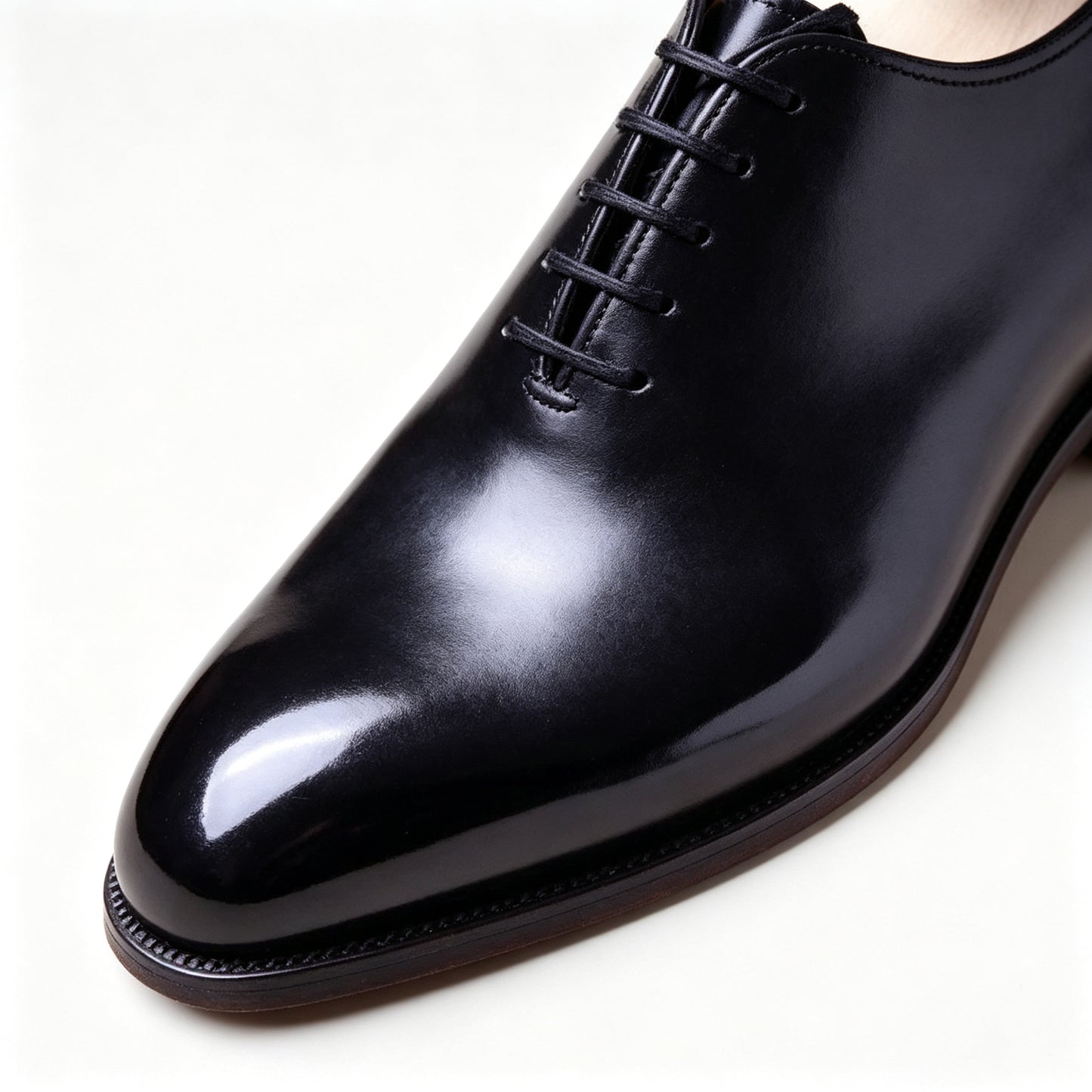 Pellevista — Handmade Calf Leather Oxfords, Black & Red Sole