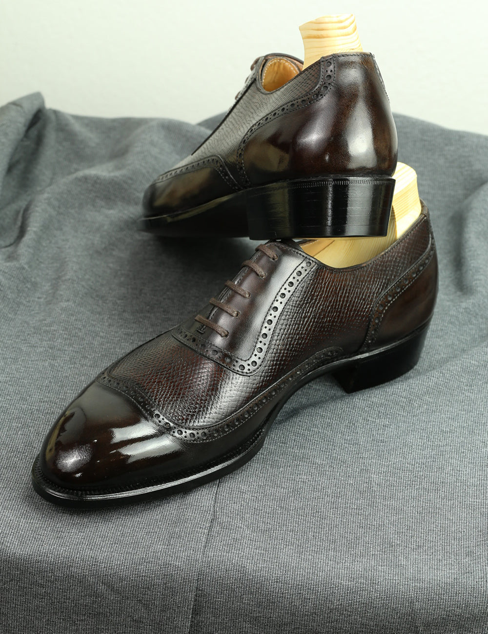Dark Brown U-wing Adelaide Oxford