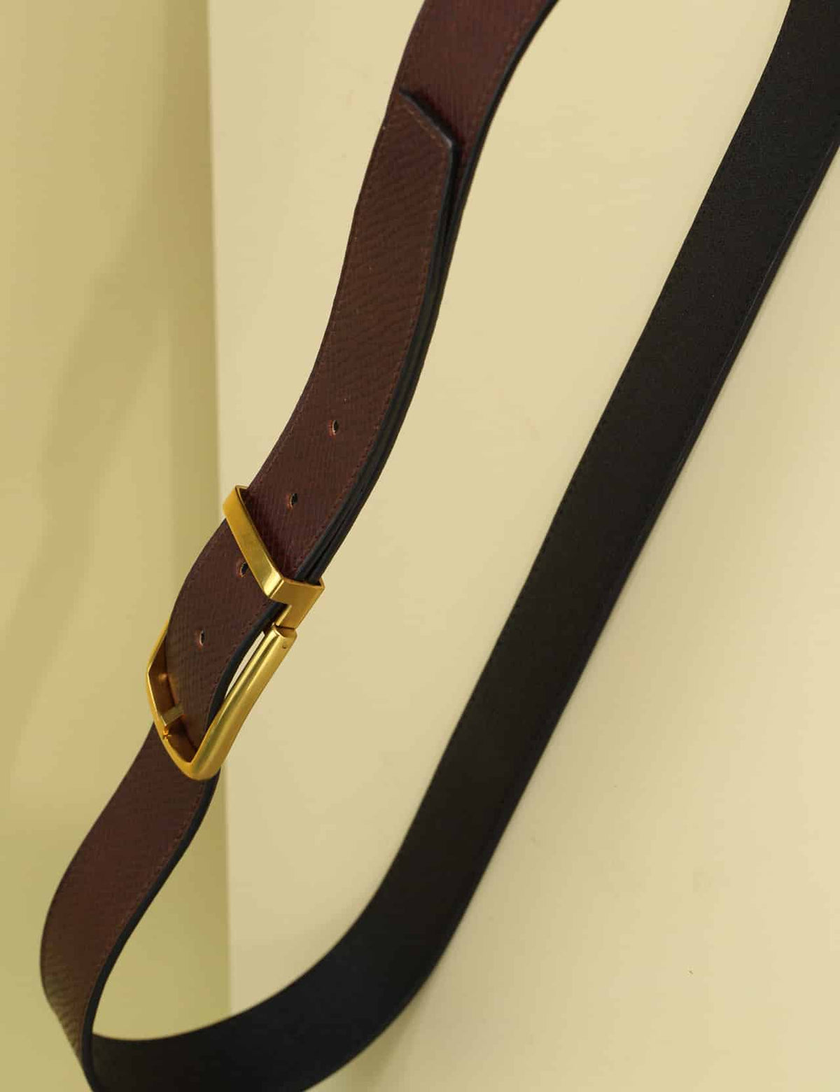 Horween Pioneer Hatch Grain Leather Belt – Luxury & Versatility