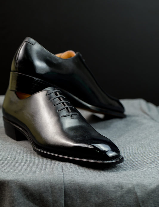 Black Wholecut Oxford