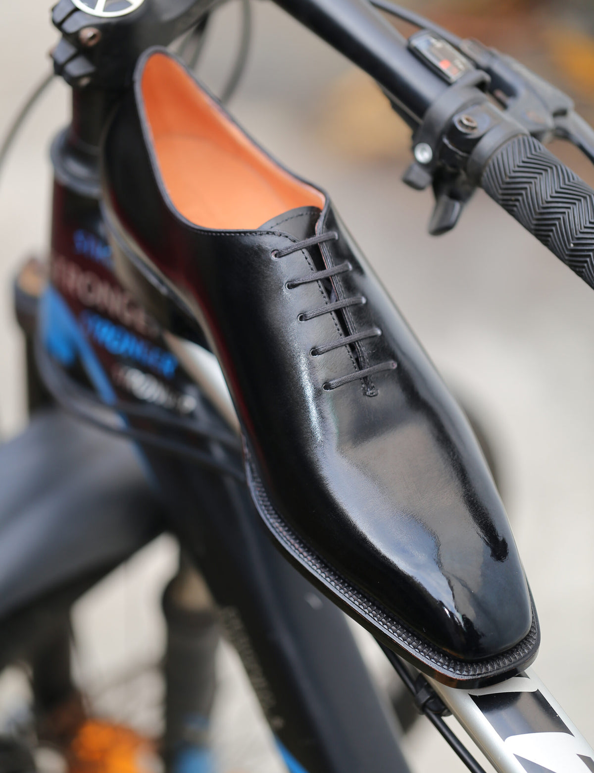 Black Wholecut Oxford