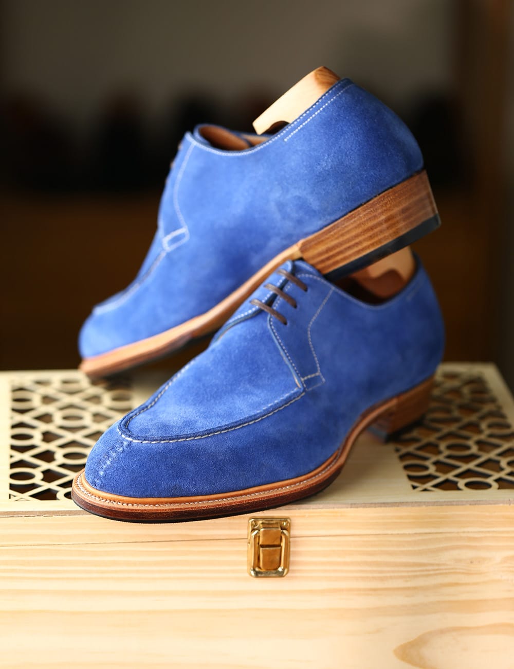3 eyelets split toe derby in limoges suede