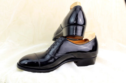 Taka – Black Captoe Oxford