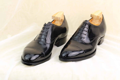 Taka – Black Captoe Oxford