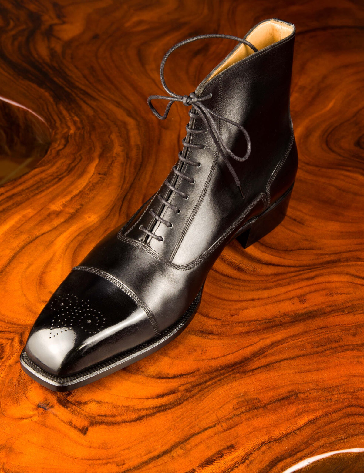 Vintage Boots Model