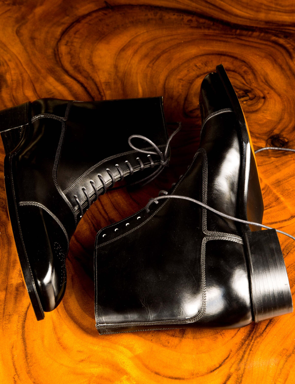 Vintage Boots Model