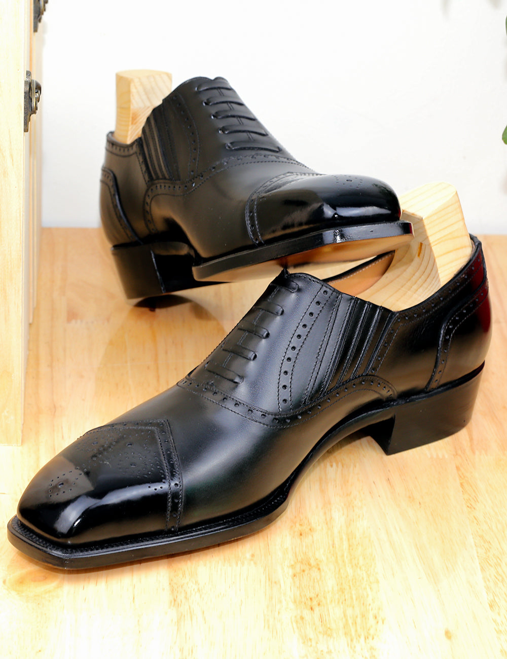 Black Lazy Man Oxford