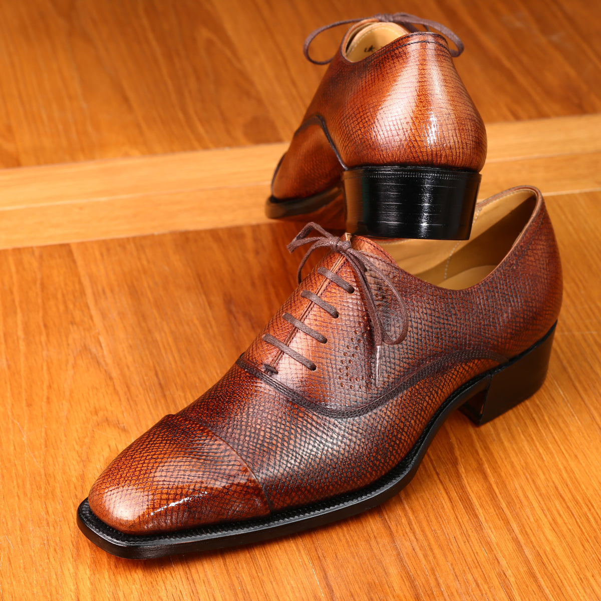 Folded Captoe Oxford
