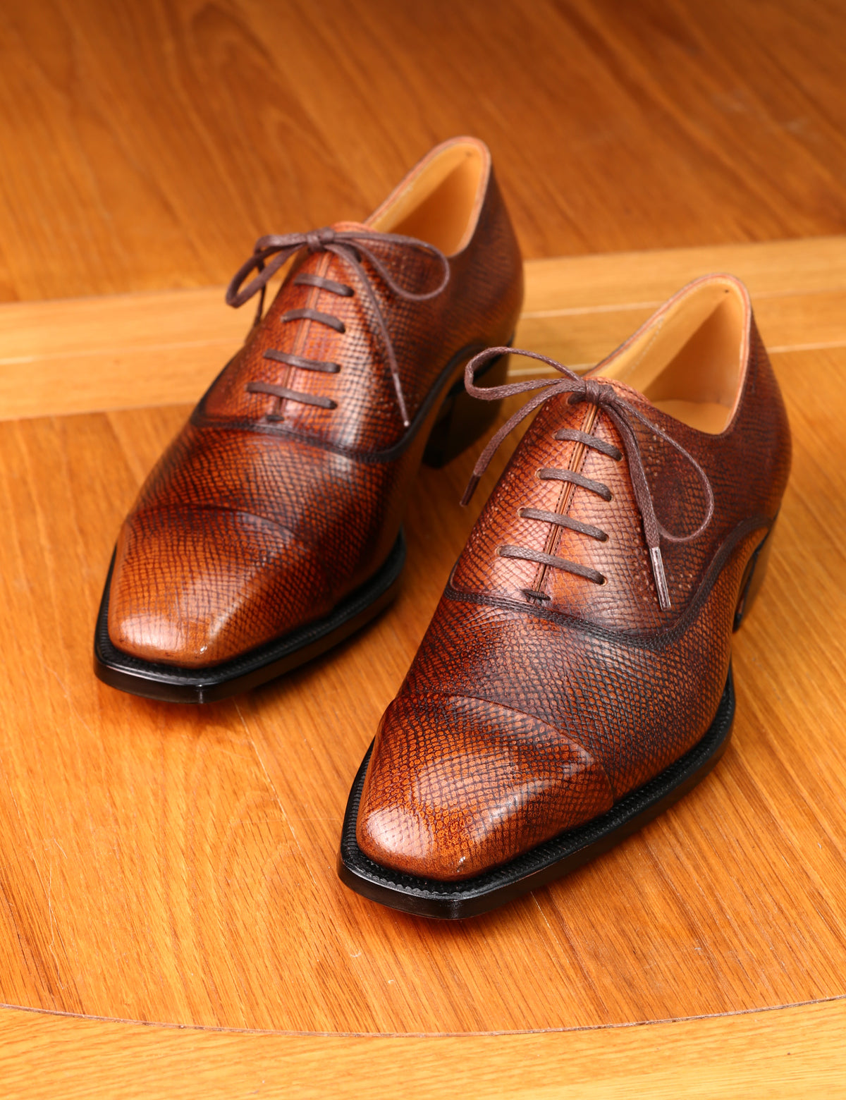 Folded Captoe Oxford